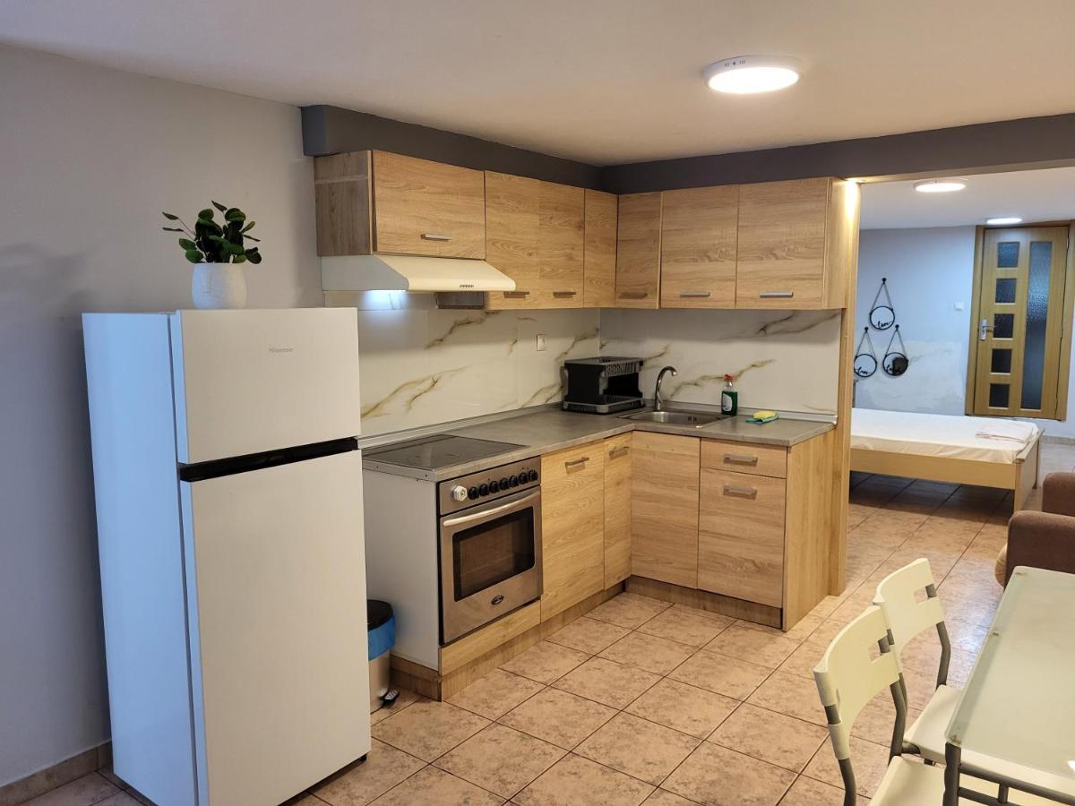 Urban Studio Apartment Kavála ภายนอก รูปภาพ