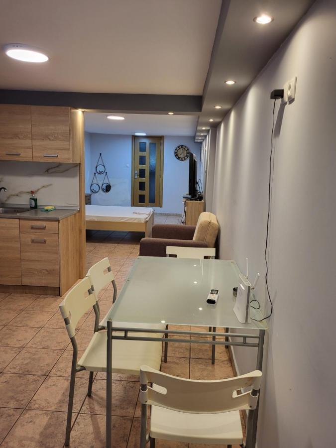 Urban Studio Apartment Kavála ภายนอก รูปภาพ